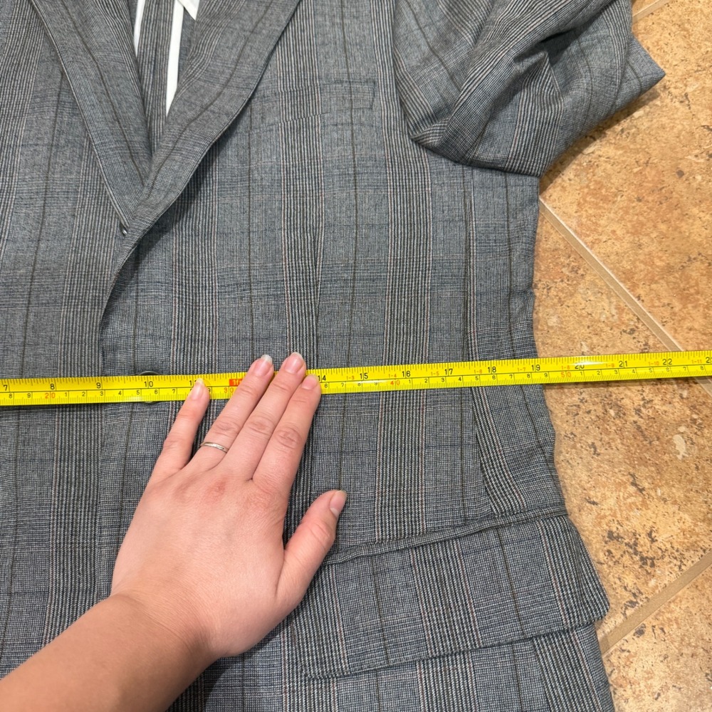 John Varvatos USA Mens Grey Plaid Blazer Sport Coat Sz 40 Versatile Work Casual - Picture 5 of 12